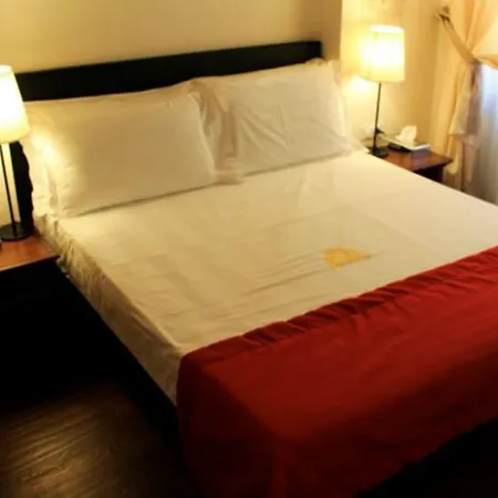 فندق مبيت وإفطار ريليه جوليا روما