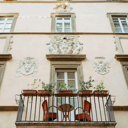 Relais Giulia Bed & Breakfast