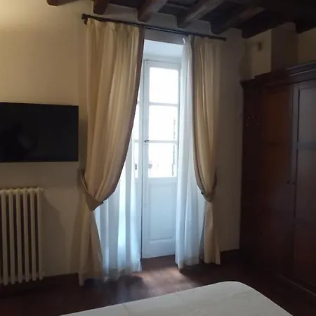 住宿加早餐酒店 瑞莱斯朱利亚酒店