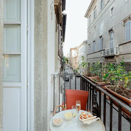 فندق مبيت وإفطار ريليه جوليا 4*