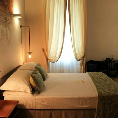 瑞莱斯朱利亚酒店 住宿加早餐酒店